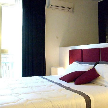 I Cugi Metropolis Apartman Bronte Kültér fotó
