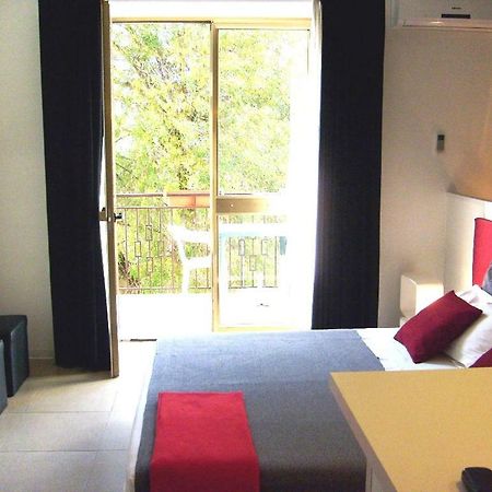 I Cugi Metropolis Apartman Bronte Kültér fotó