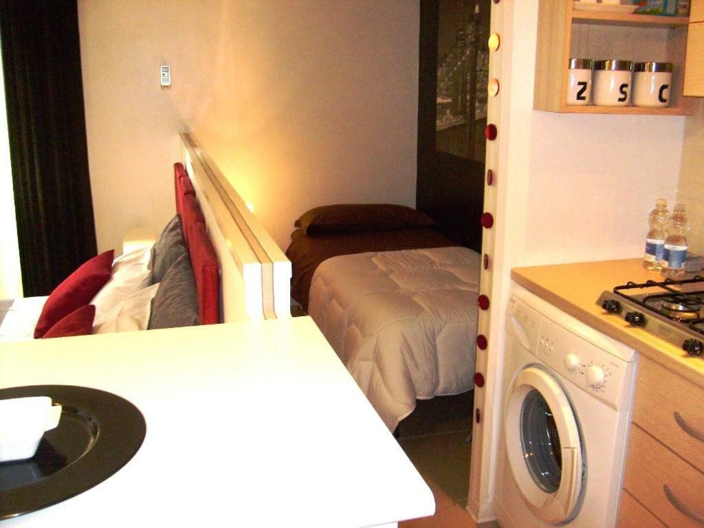 I Cugi Metropolis Apartman Bronte Kültér fotó