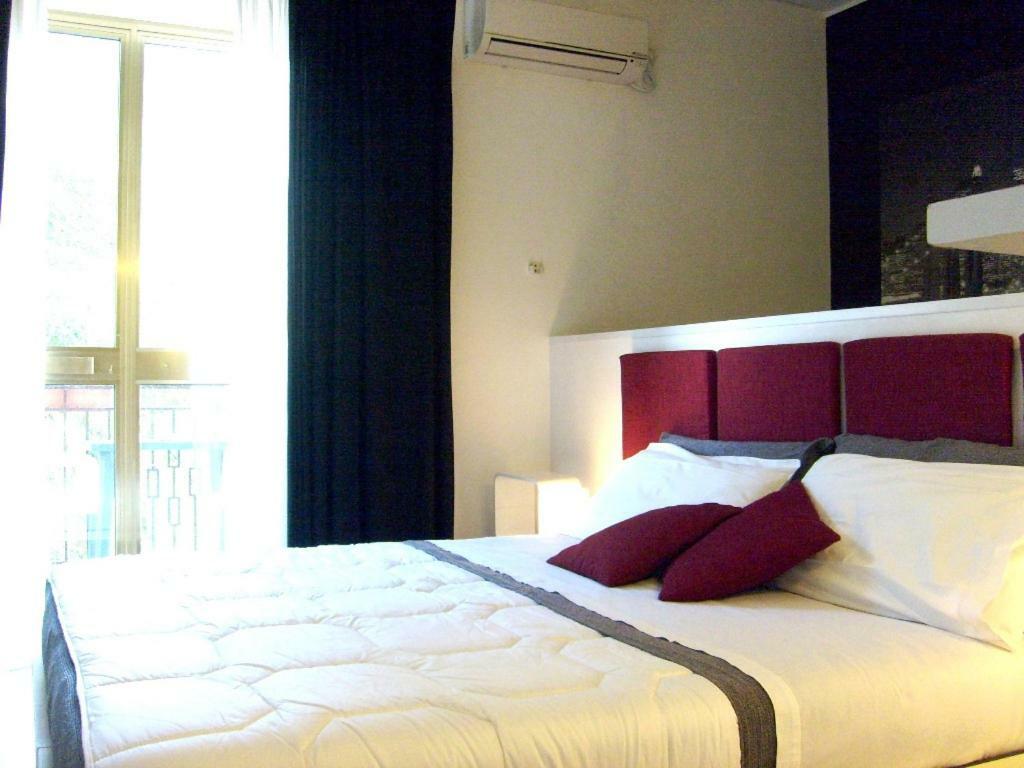 I Cugi Metropolis Apartman Bronte Kültér fotó